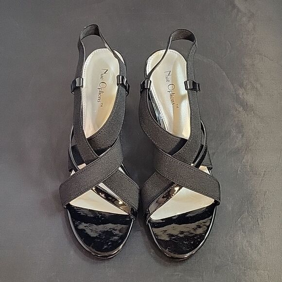 NUE OPTIONS LOW BLOCK HEEL CRISSCROSS ELASTIC STRAP OPEN TOE SANDAL - Picture 3 of 14